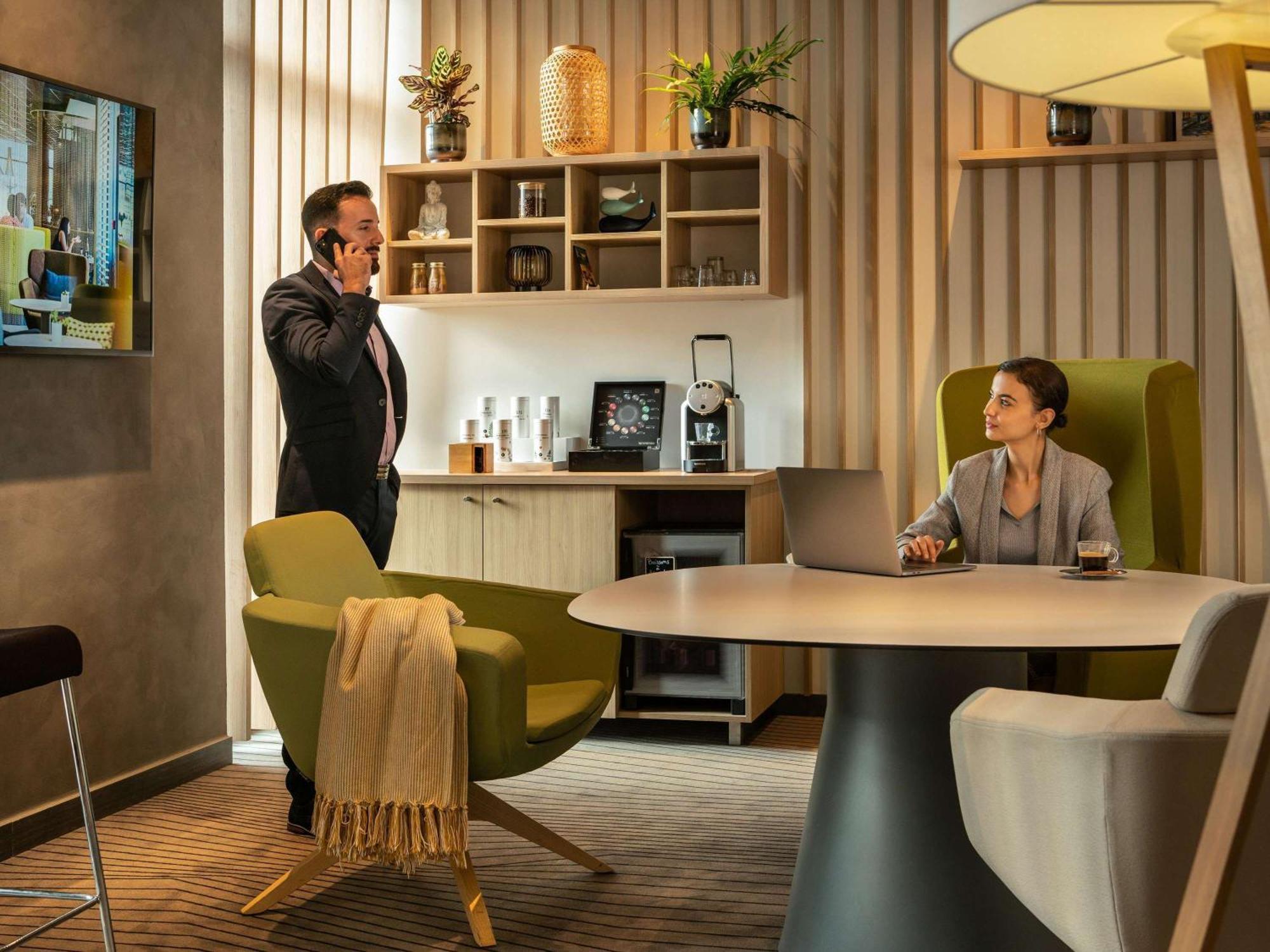 Novotel Paris Coeur D'orly Airport Hotel